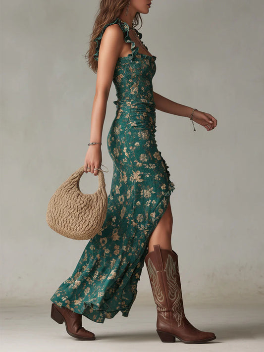 Vestido largo bohemio verde estampado con mangas con volantes.