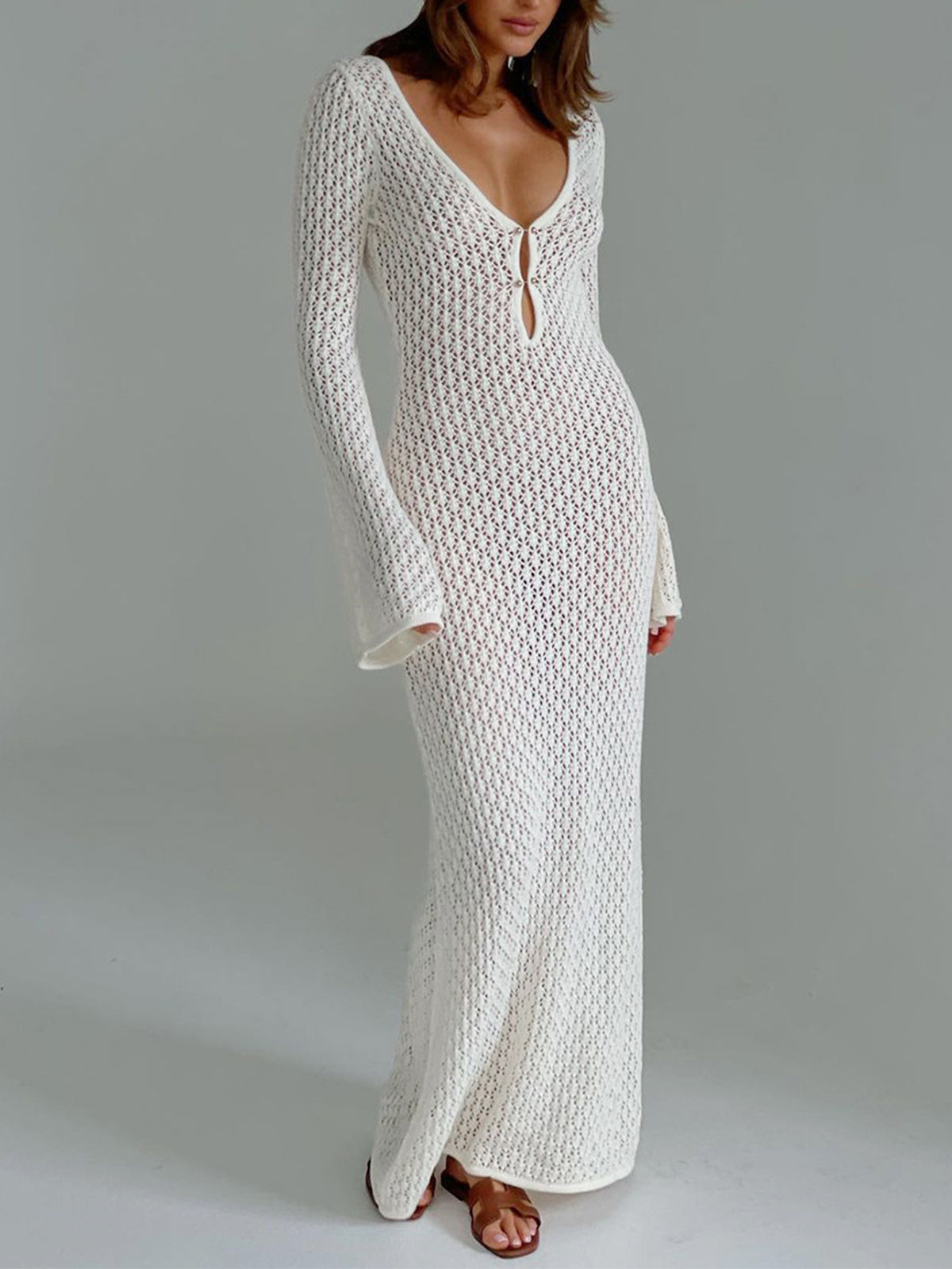 Vestido largo de manga larga con espalda abierta