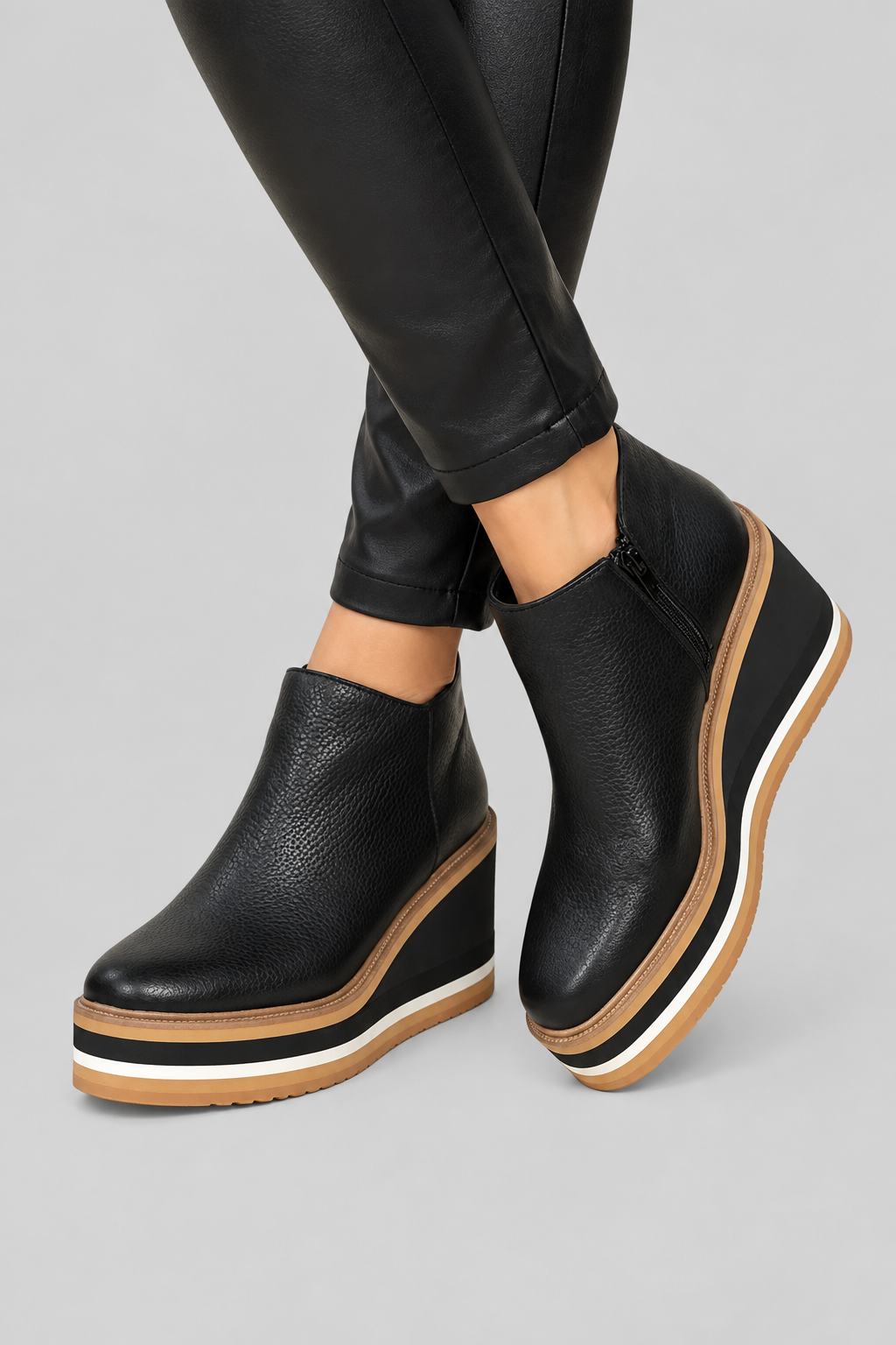 Merle | Botines de cuña con cremallera