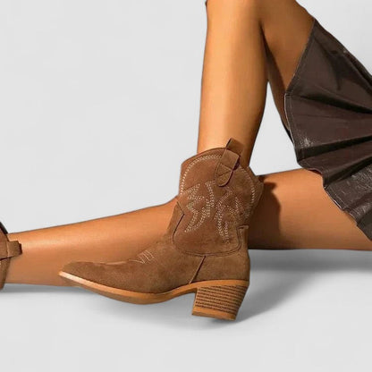 Darcy | Botas vaqueras bordadas