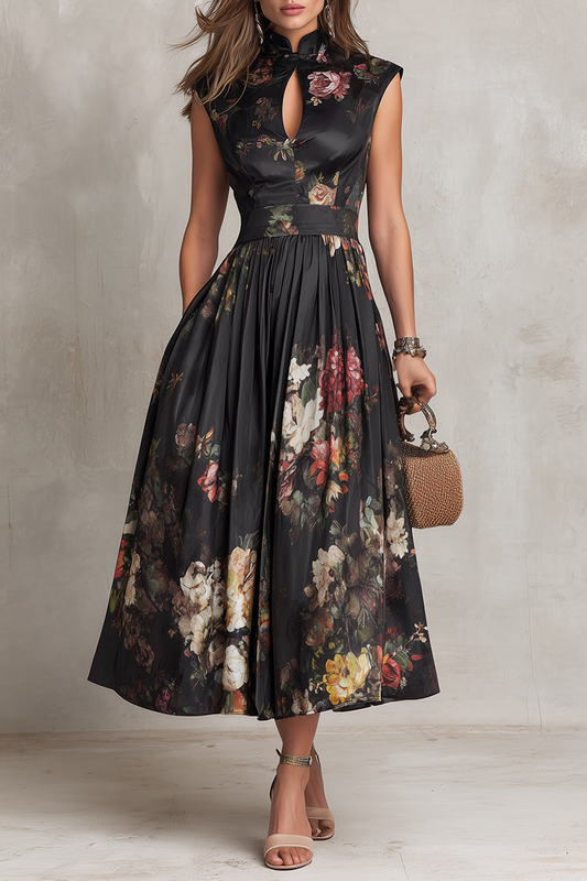 Vestido midi negro de satén plisado con escote en forma de ojo de cerradura