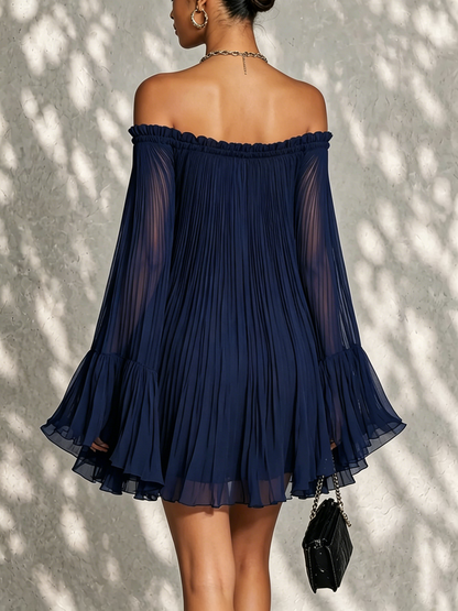 Vestido mini con mangas acampanadas y volantes