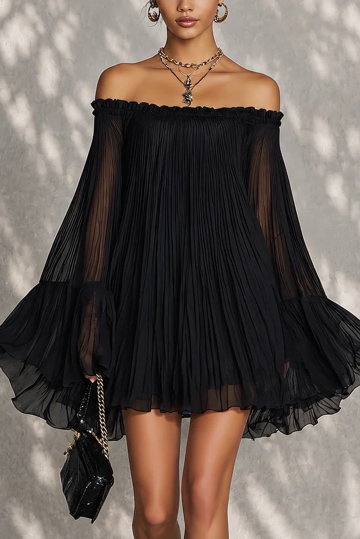 Vestido mini con mangas acampanadas y volantes