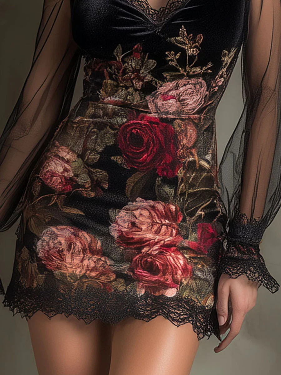 Vestido mini de tul con estampado de rosas y encaje
