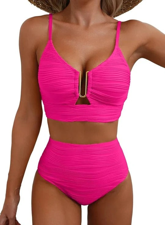 Bikini Elegance | Cintura Alta y Escote con Detalle Dorado