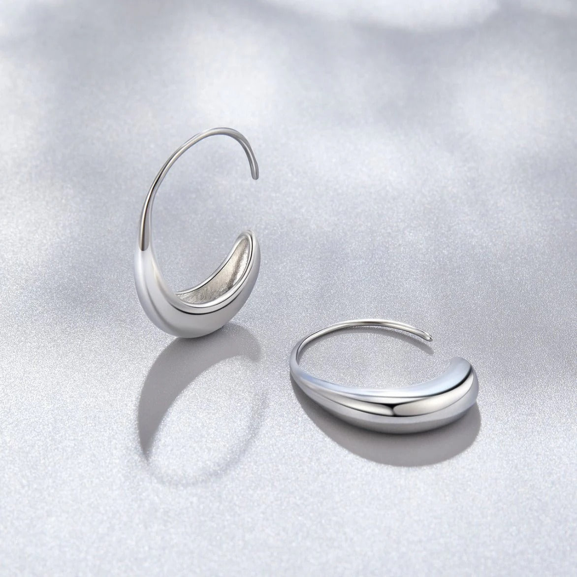 Pendientes Aura – Aros Dorados Minimalistas