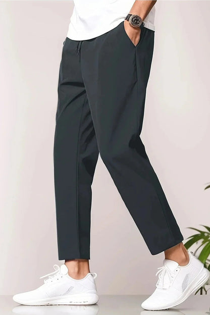 Pantalón Casual AeroFit | Ligero, Elástico y Muy Cómodo